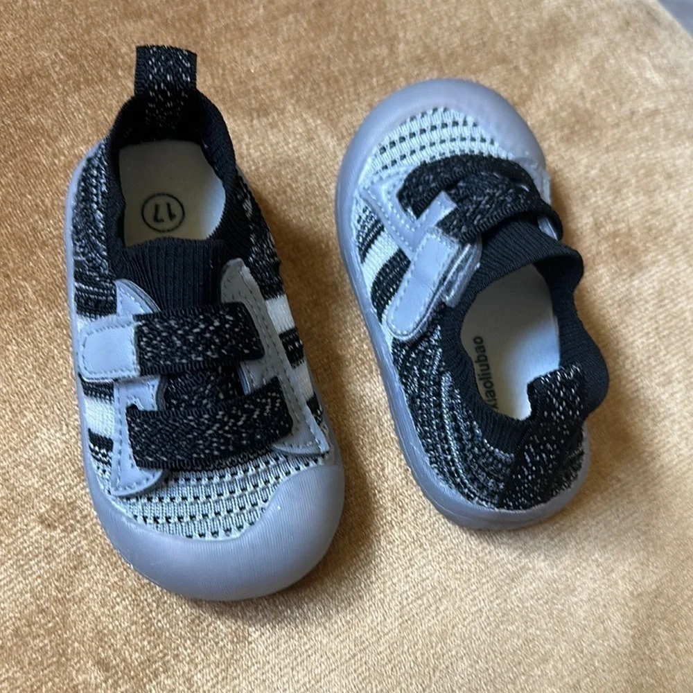 Adidas Baby Walker Shoes Black and White Knit Fabric